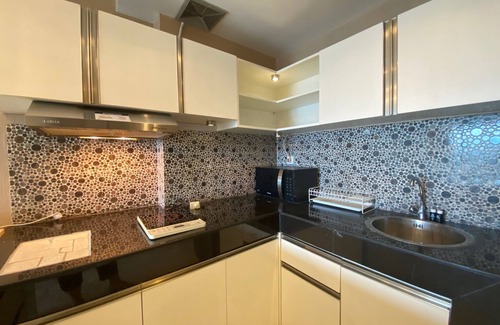 Braga Apartment | Deluxe & Well Appointed 2BR at El Royale Apartment