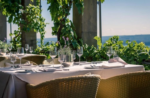 Johannisberg House | Deluxe Zimmer mit Balkon - Nicht Erstattbar - Relais & Châteaux Hotel Burg Schwarzenstein