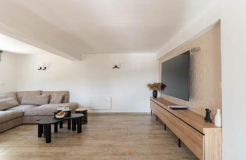 Belcodene Villa | Delycia - Piscine - Jardin - Parking - Calme