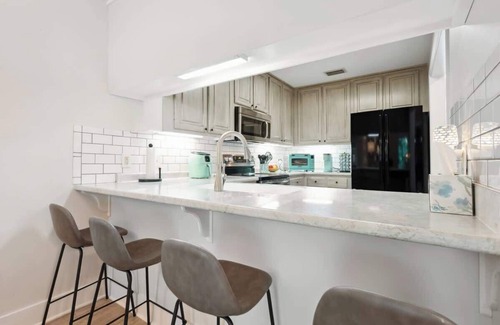 Demere Park Apartment | Demere Landing Summar