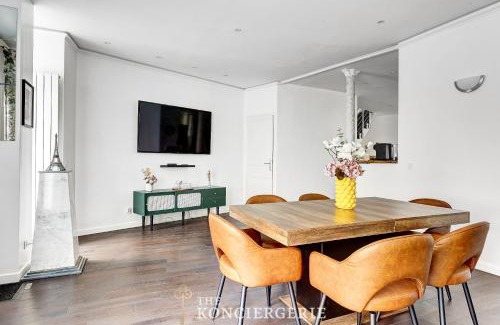 Combat Apartment | Demeure Elegante - Paris Prestige 10 Pers