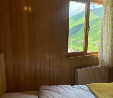 Caykara Apartment | Demirkapı Brown House