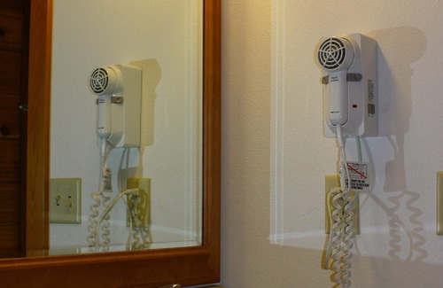 McKinley Park Hotel | Denali Grizzly Bear Resort