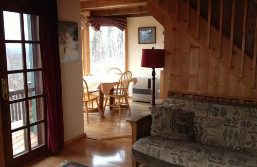 Talkeetna Ski Chalet | Denali View Mountaintop Guesthouse