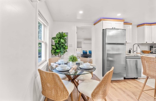 Dennis Port House | Dennis Beach Paradise – Cozy 2BR Retreat with Hot Tub & Firepit
