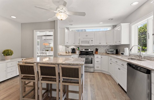Dennis House | Dennis Dreams: 037-D Heated Pool, Walk to Mayflower Beach, Sleeps 10 w/Guest House in Dennis