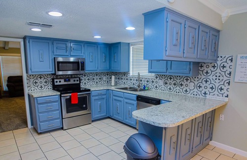 Wydewood Estates House | Dentcrest Inn
