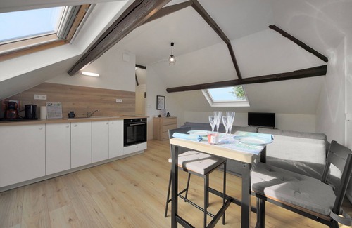 Caudry Apartment | Dentelle - Studio Apartment, Sleeps 2