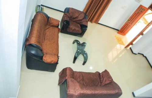 Nuwaragam Palatha East House | Denusara Rooms