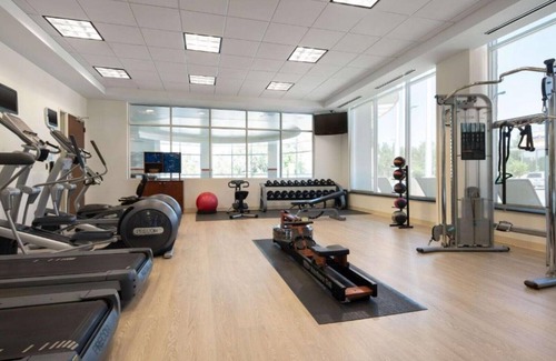 Glendale House | Denver shopping and sights are in easy reach!