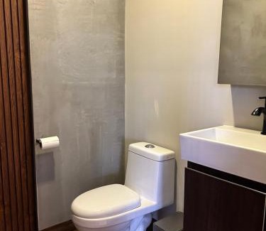 Centro Carretera Apartment | Departamento Moderno con balcón y piscina climatizada