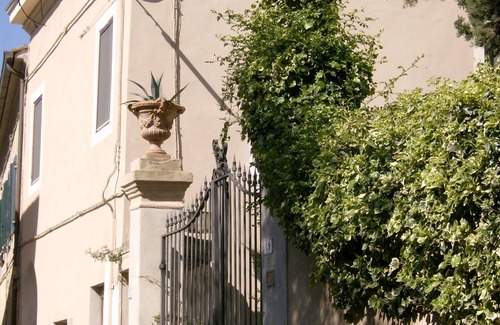 Lorenzana Apartment | DEPENDENCIES OF VILLA GHEZZI - Ground Floor - Two-room apartment