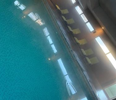Necochea Apartment | Depto vista directa al mar con Piscina climatizada