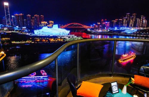 Yuzhong Apartment | Deptour Riverview aparment-ChaoTianMen