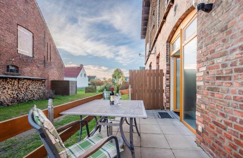 Pudagla Apartment | Der Schlosshof - 02