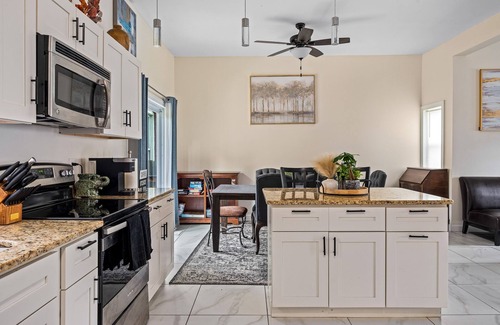 Shelby Park House | Derby - Bourbon Trail 4BR Pool Table Villa