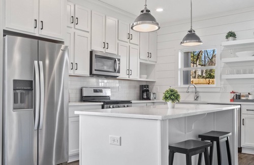 Jeffersonville House | DerbyGrove: Newly Renovated & Near Derby