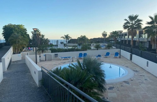 Complejo turistico Amarilla Golf House | Descansa Escuchando el Mar. Esto es Vida. ¡relájate con Toda la Familia!