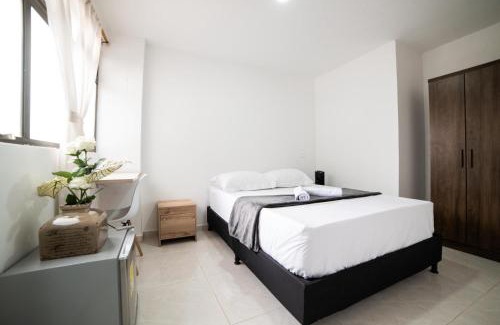 Estadio House | Descansa y Explora Habitación Privada en Medellín C