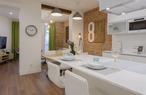Barrio de La Latina Apartment | Description