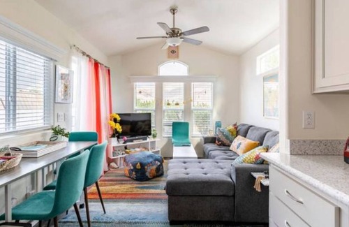 Desert Hot Springs Cottage | Desert 🐬 Dolphins Mineral Springs Healing Oasis