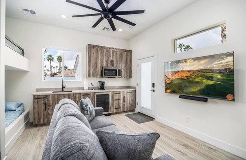 Mesquite House | Desert Dream Retreat-Golf And Pool Paradise