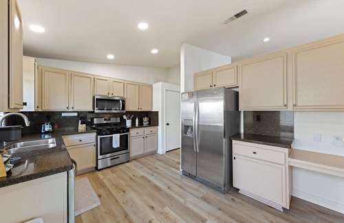 Indio House | Desert Dreams - Charming 2-bedroom house with a salt water pool