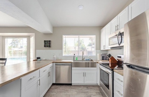 Chandler House | Desert Escape in Chandler – Pool, Games & Modern Comfort