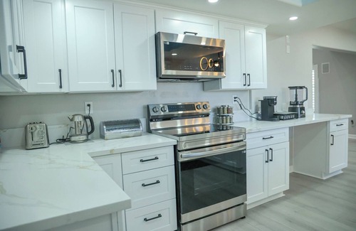 Thousand Palms House | Desert Gem - Spacious home, relaxing pool and spa in Thousand Palms