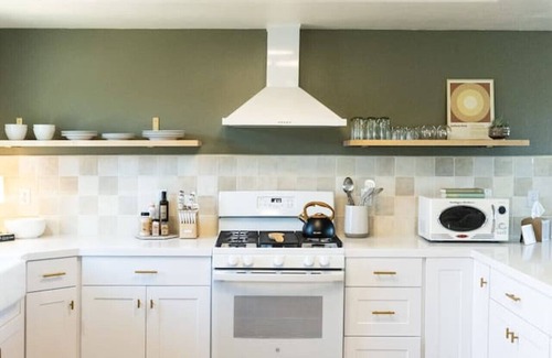 Twentynine Palms House | Desert Hideaway w/Chef's Kitchen near Joshua Tree