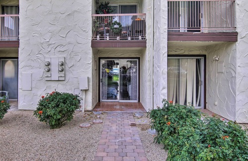 Desert Hot Springs Condo | Desert Hot Springs Apt w/Country Club Access