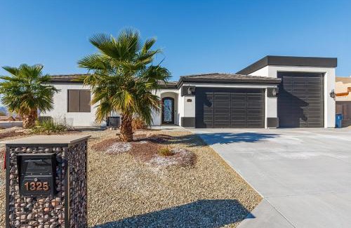 Lake Havasu City House | Desert Oasis a McCulloch Pool Home