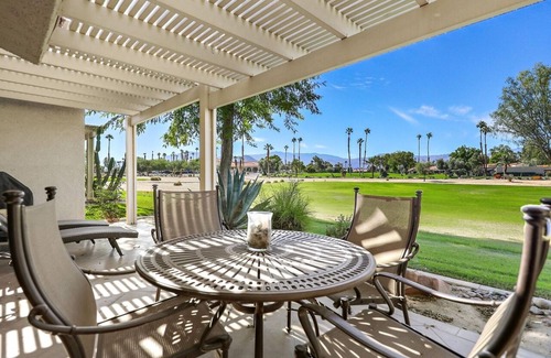 Palm Desert Condo | Desert Paradise Retreat Awaits on Golf Course with Sunset & Mountain Views