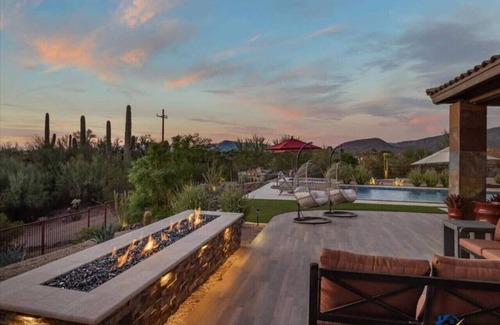 Carefree House | Desert Serenity Mountain Estate+ShuffleboardCourt+MountainViews+Horseshoes+HtdPool+PoolTable