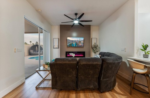 Canyon Gate House | Desert Sunset Serenity - Heated Pool and Spa