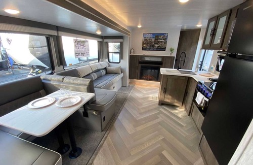Jacumba RV Rental | Desert Tiny Home B39: Perfect Mix of Desert Adventure & Relaxation