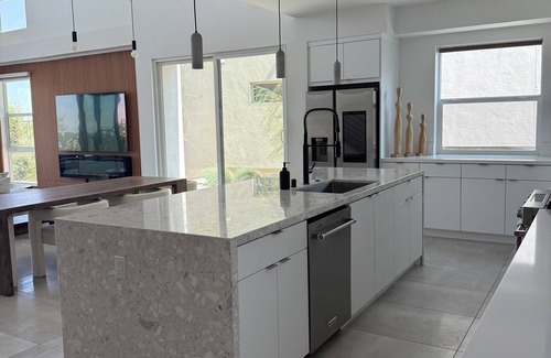 Palm Springs House | Desert Views Home with Pool/Spa 3-bedroom w/access to gym & miles of trails