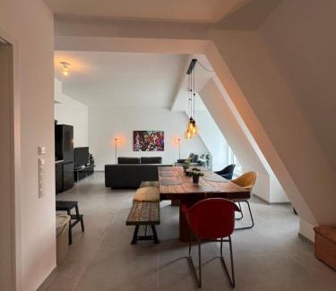 Mainz-Bingen Apartment | Design am Rhein I Zentral I Aufzug I Balkon I Parken