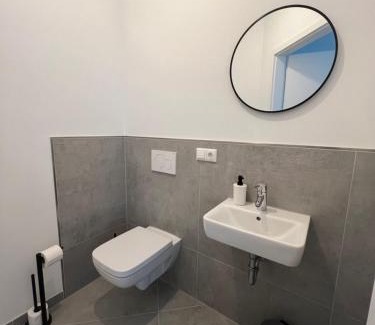 Mainz-Bingen Apartment | Design am Rhein I Zentral I Aufzug I Balkon I Parken
