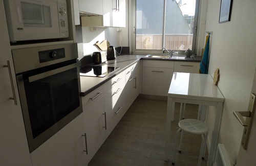 Saint-Marine Apartment | Design apartment, classified 3 stars, direct access to the old port of Ste Marine