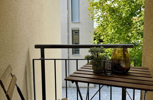 Sudvorstadt-Ost Apartment | Design Apartment I Center I Green
