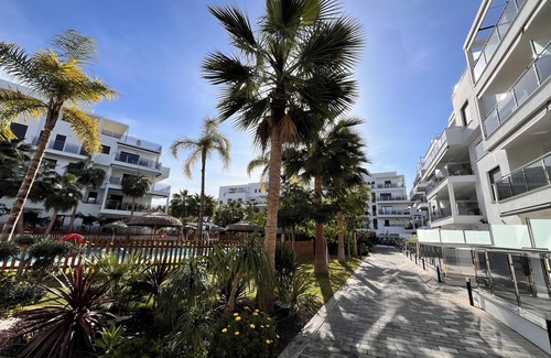 Motril Apartment | Design apartment in Residencial AGUACATE BEACH, golf and beach 5 minutes away.