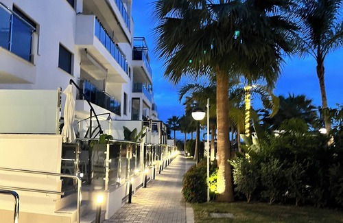 Motril Apartment | Design apartment in Residencial AGUACATE BEACH, golf and beach 5 minutes away.