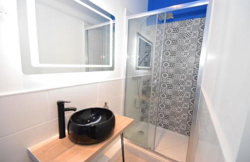 Valenciennes Apartment | DESIGN APPART - HYPER CENTRE - TRAM - FREE WIFI - leRelaisdOdile21