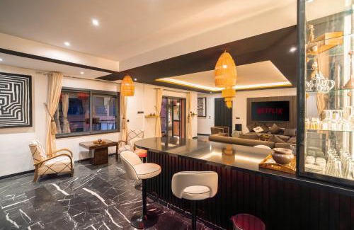Semlalia Apartment | Design Art Gallery Apartment Marrakech swimming pool on the Roof