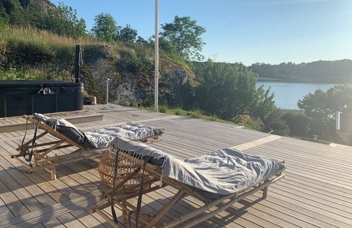 Ellos House | Design beach house with beautiful sea view, lounge terrace and jacuzzi