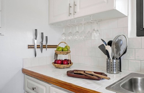Buena Vista Cottage | Design District 2BR Home, Near Miami Beach