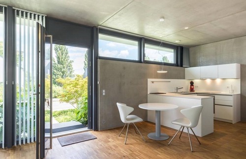 Radolfzell am Bodensee Apartment | Design Holiday Apartment "Mettnau" near Lake Constance with Wi-Fi, Terrace & Garden