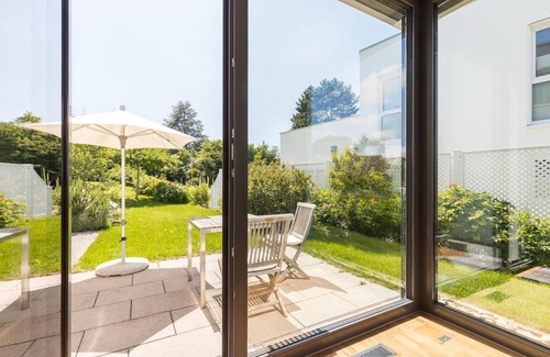 Radolfzell am Bodensee Apartment | Design Holiday Apartment "Mettnau" near Lake Constance with Wi-Fi, Terrace & Garden