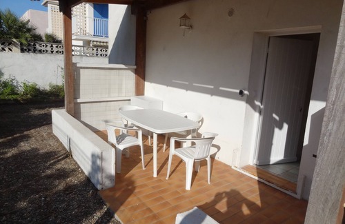 Marseillan Plage House | Design rental close to the sea